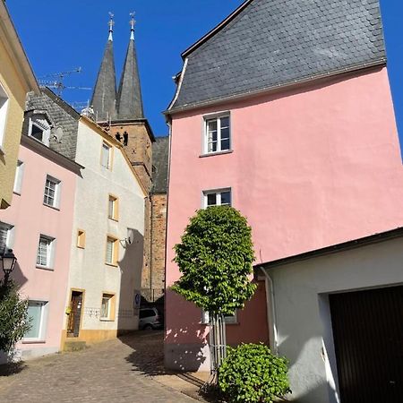 Uriges Ferienhaus In Der Altstadt Von Saarburg Mit Sauna, Kinderspielecke, 1000Mbit Wlan, 1 Minute Vom Wasserfall Entfernt Villa Exterior foto