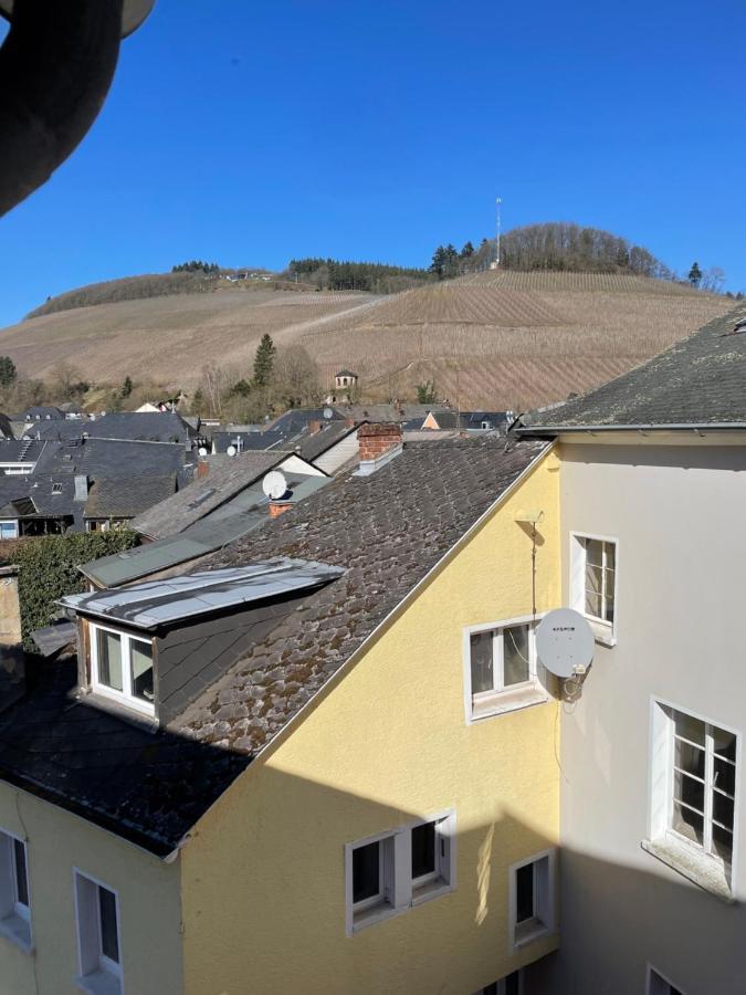 Uriges Ferienhaus In Der Altstadt Von Saarburg Mit Sauna, Kinderspielecke, 1000Mbit Wlan, 1 Minute Vom Wasserfall Entfernt Villa Exterior foto