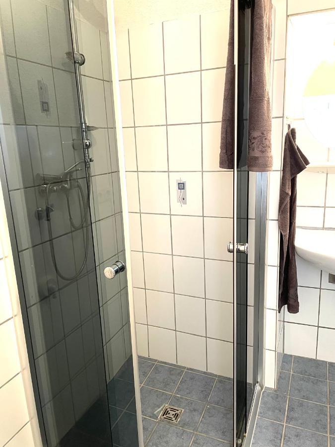 Uriges Ferienhaus In Der Altstadt Von Saarburg Mit Sauna, Kinderspielecke, 1000Mbit Wlan, 1 Minute Vom Wasserfall Entfernt Villa Exterior foto