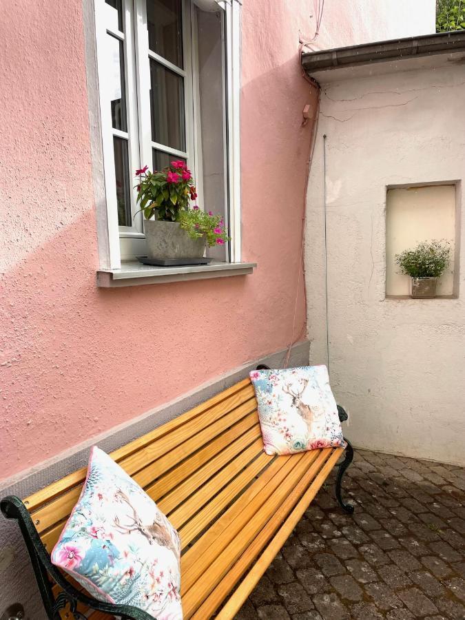 Uriges Ferienhaus In Der Altstadt Von Saarburg Mit Sauna, Kinderspielecke, 1000Mbit Wlan, 1 Minute Vom Wasserfall Entfernt Villa Exterior foto